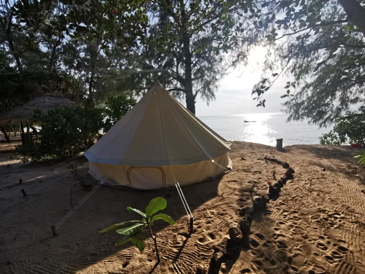 Sleeping Trees Hotel Koh Rong Sanloem Esterno foto