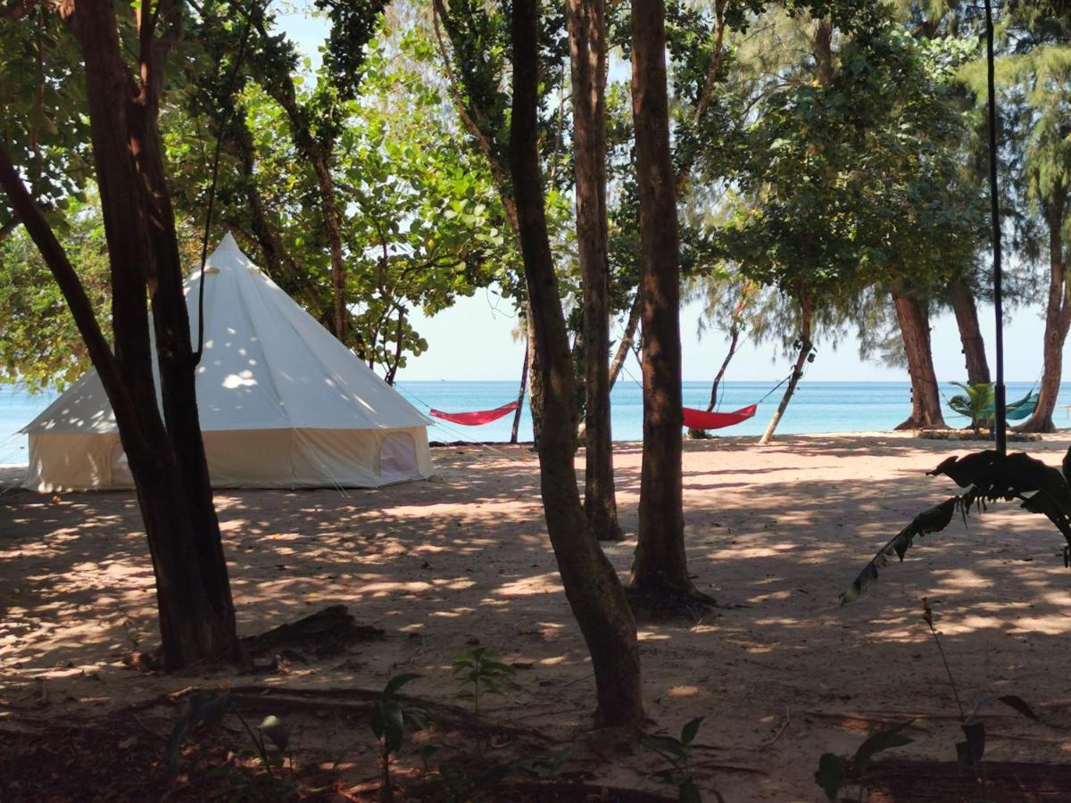 Sleeping Trees Hotel Koh Rong Sanloem Esterno foto